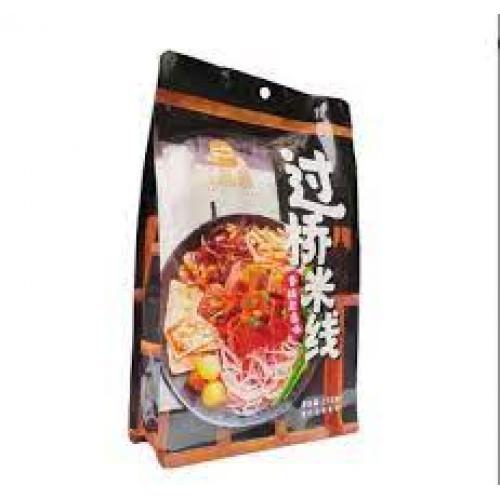 云品鲜八边封麻辣鸡枞味过桥米线